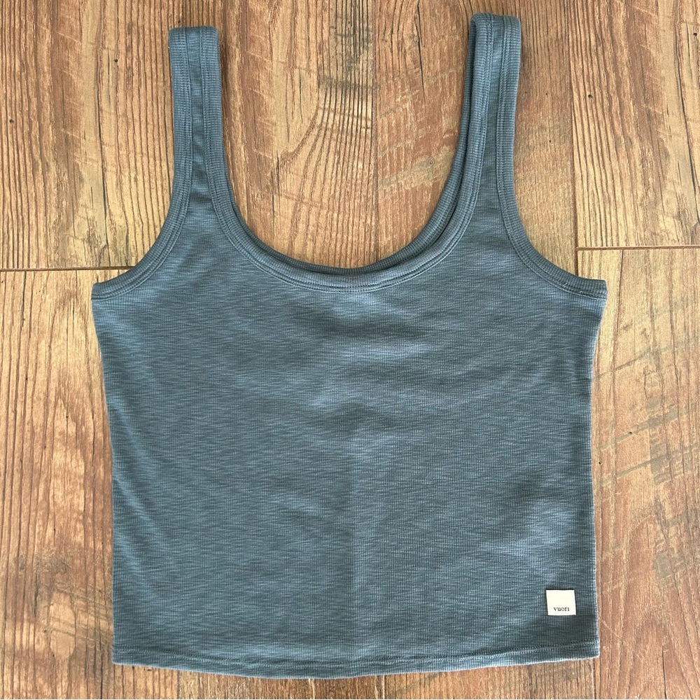 Vuori Sun Rise Crop Tank Top Medium